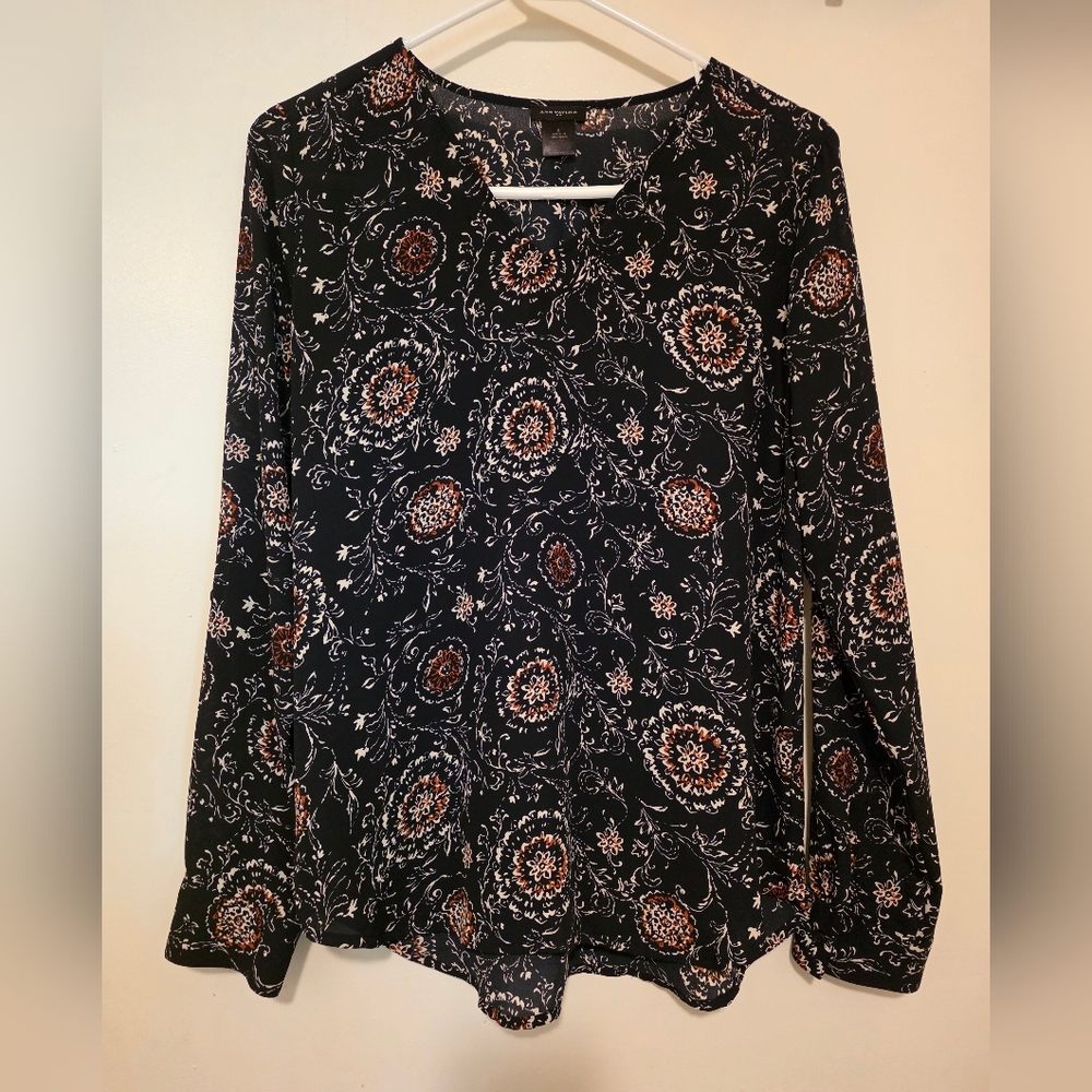Ann Taylor Factory Navy Blue Patterned Blouse